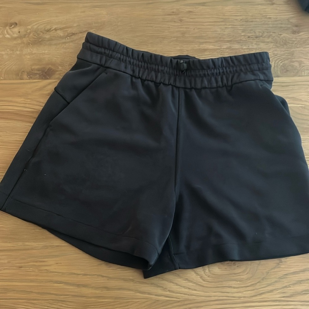 Lululemon softstreme high waisted shorts. Black. Size 4.